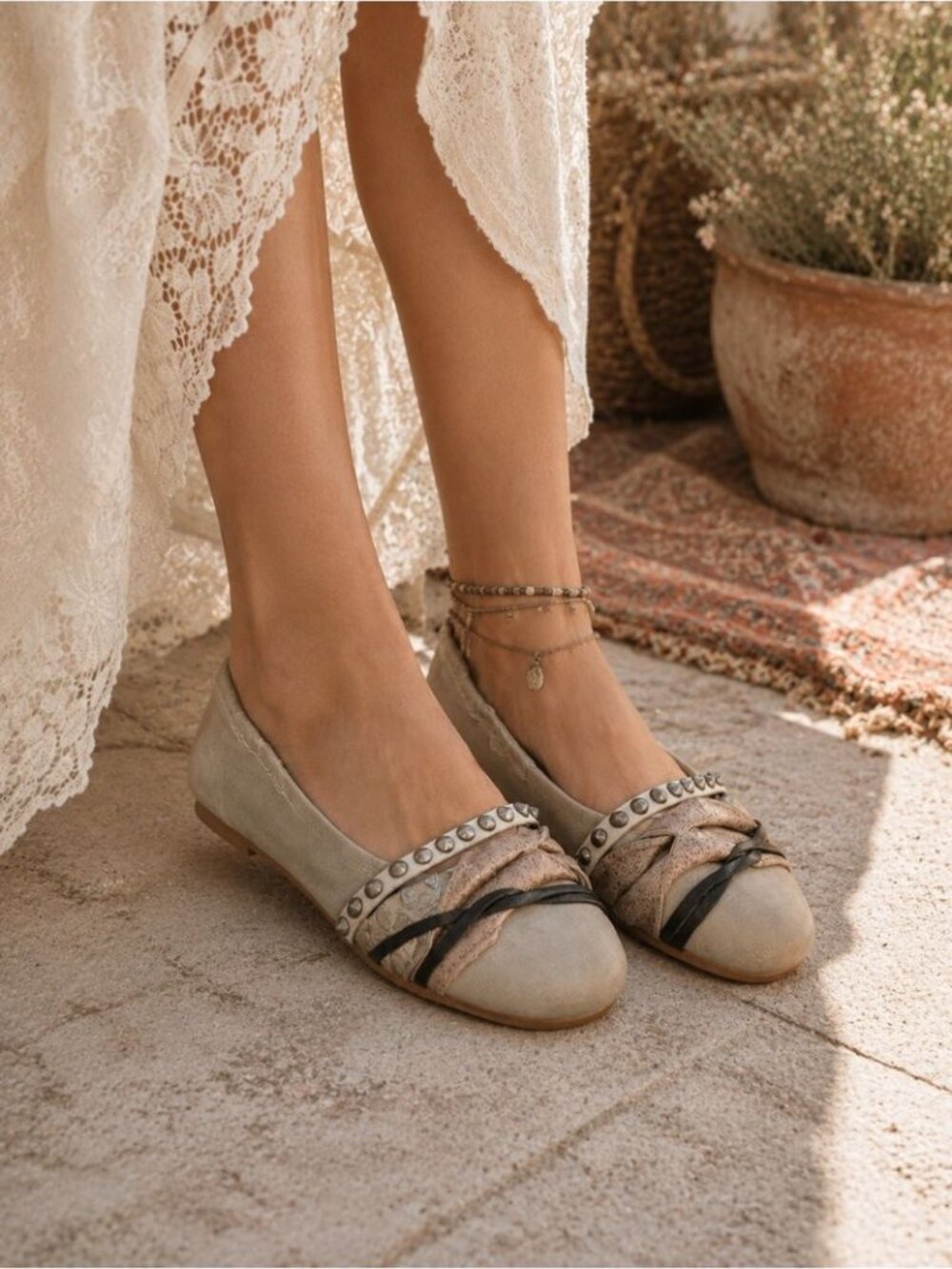 MJUS Beige Studded Ballet Flats Braided Detail Comfort Shoes Size 37 Chic Casual